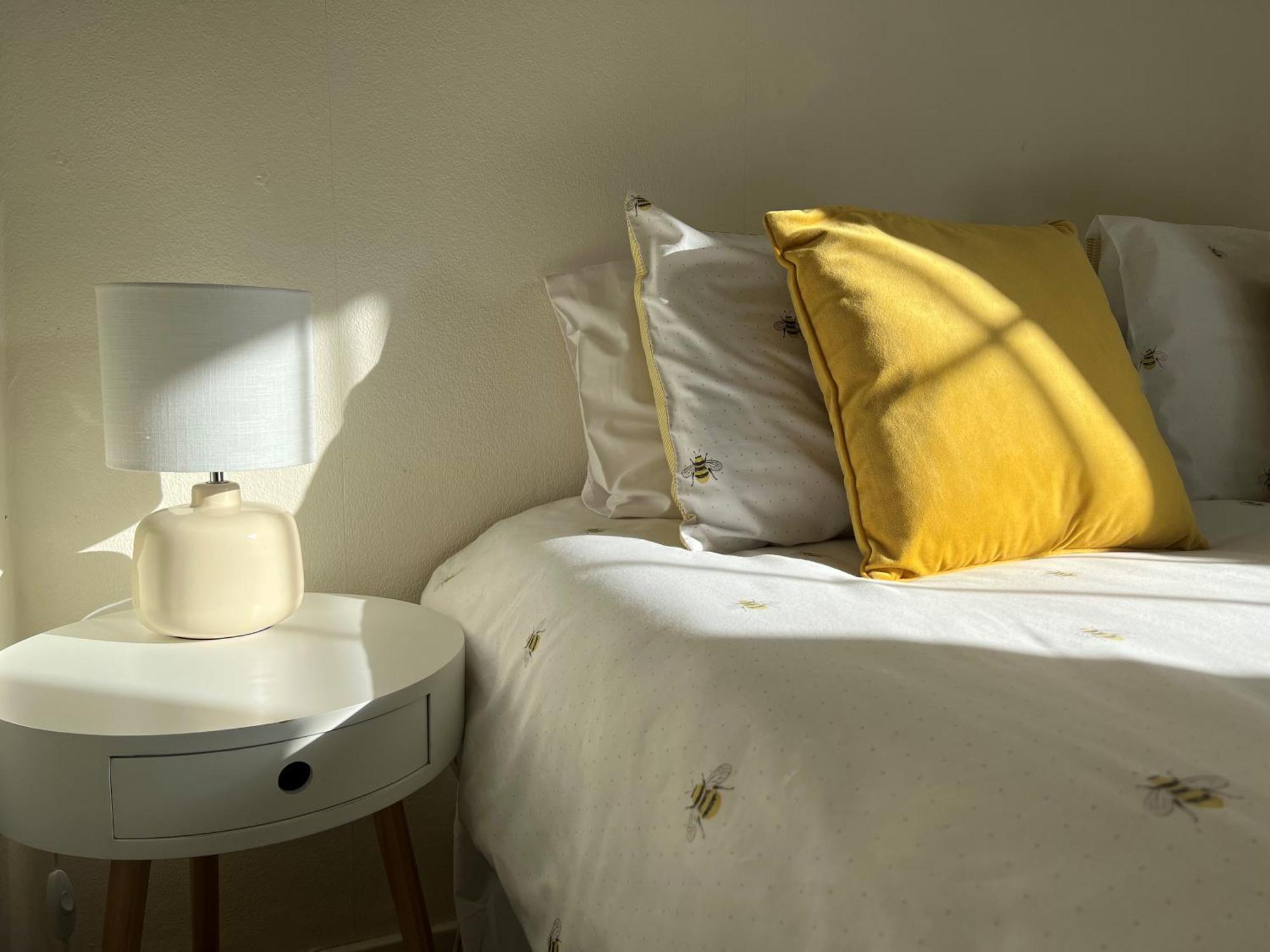 Bumblebee Cottage - Cosy Cottage In Area Of Outstanding Natural Beauty Hemel Hempstead Exteriör bild